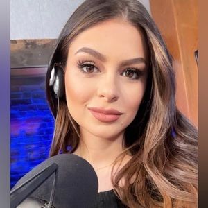 Meet your Posher, Marisa